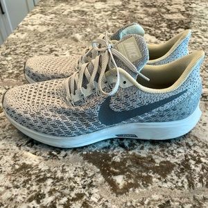 Women’s Nike Air Zoom Pegasus 35
